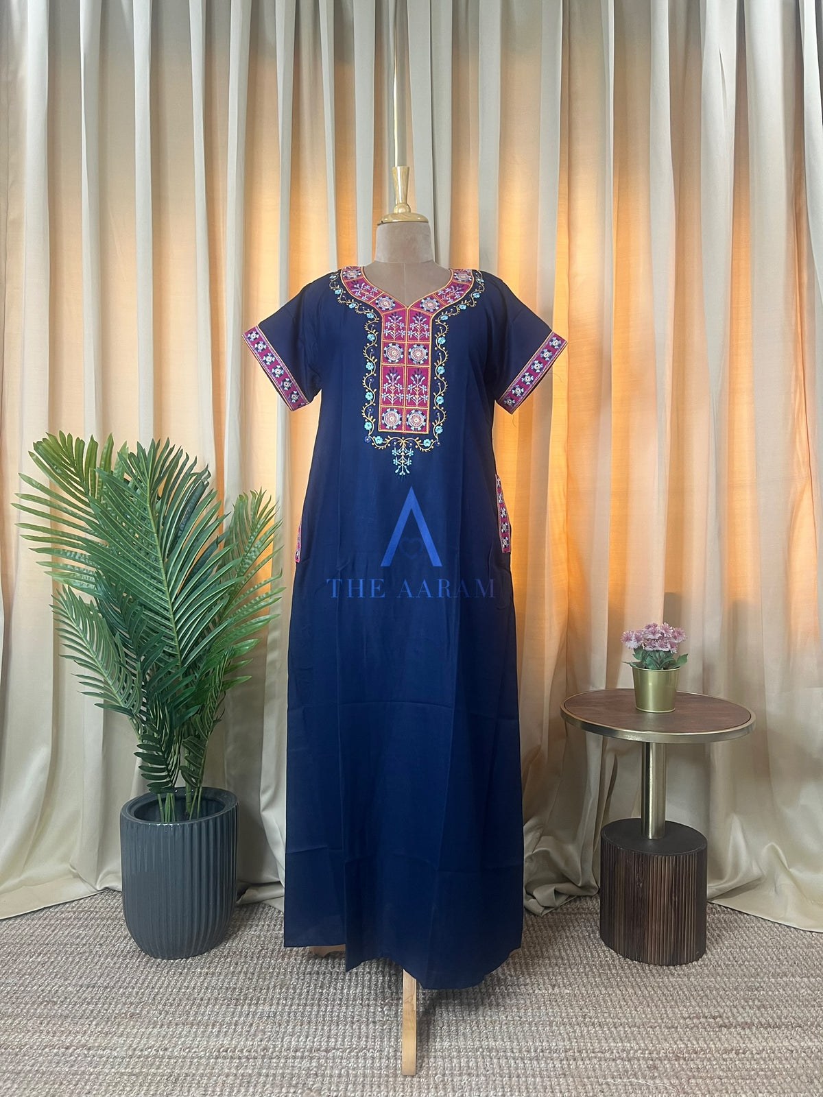 Rani Chimnabai – Bhopali Embroidery Alpine A-Line Nighty
