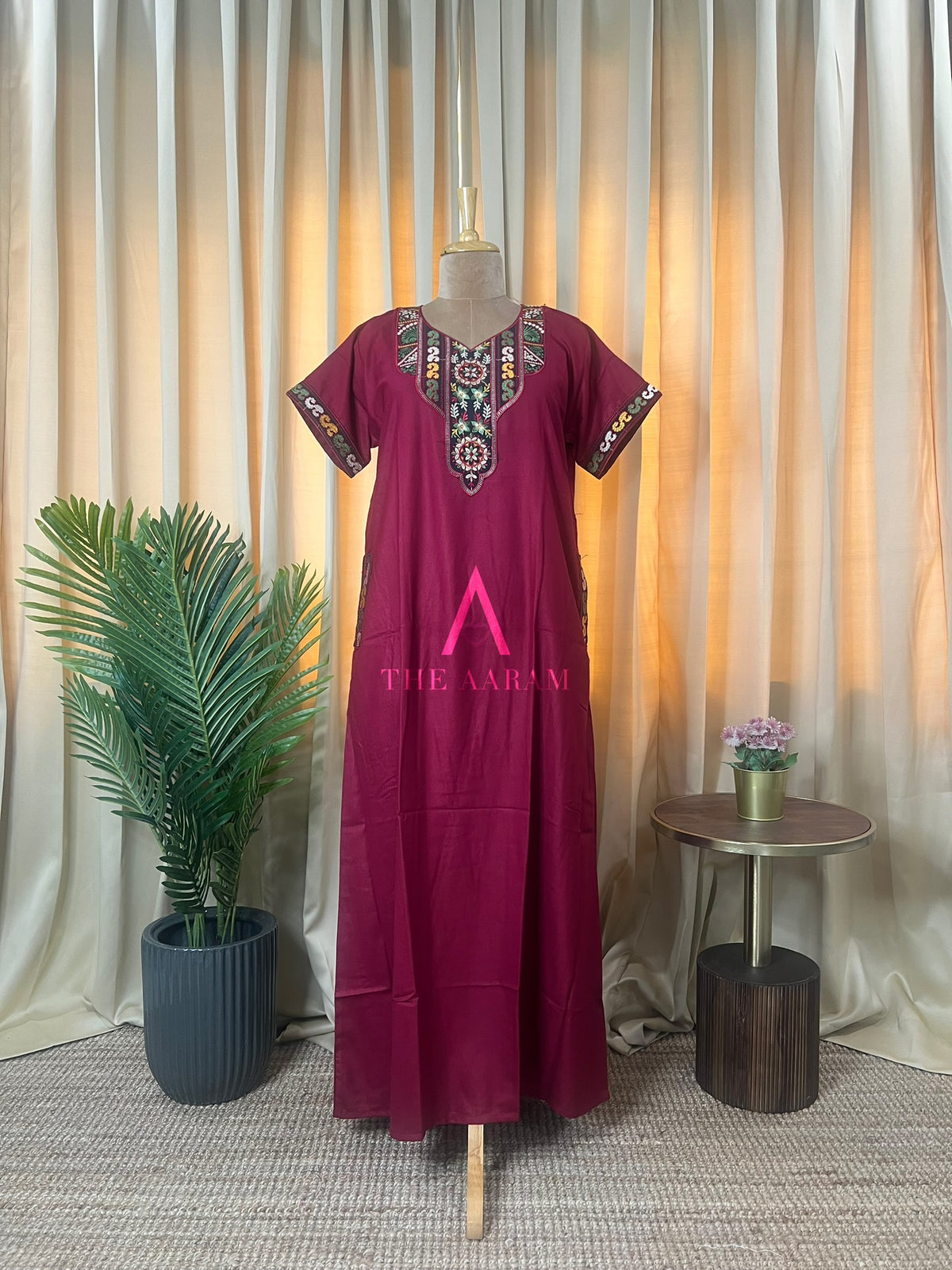 Rani Durgavati โ Bhopali Embroidery Alpine A-Line Nighty