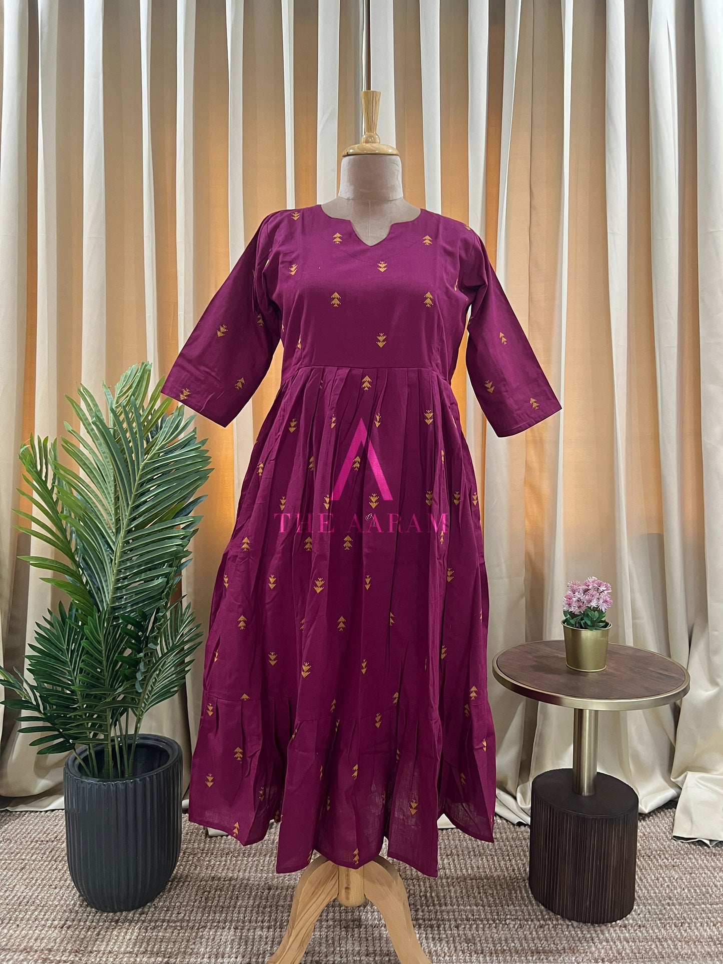 Ruhani Jamdhani Frock