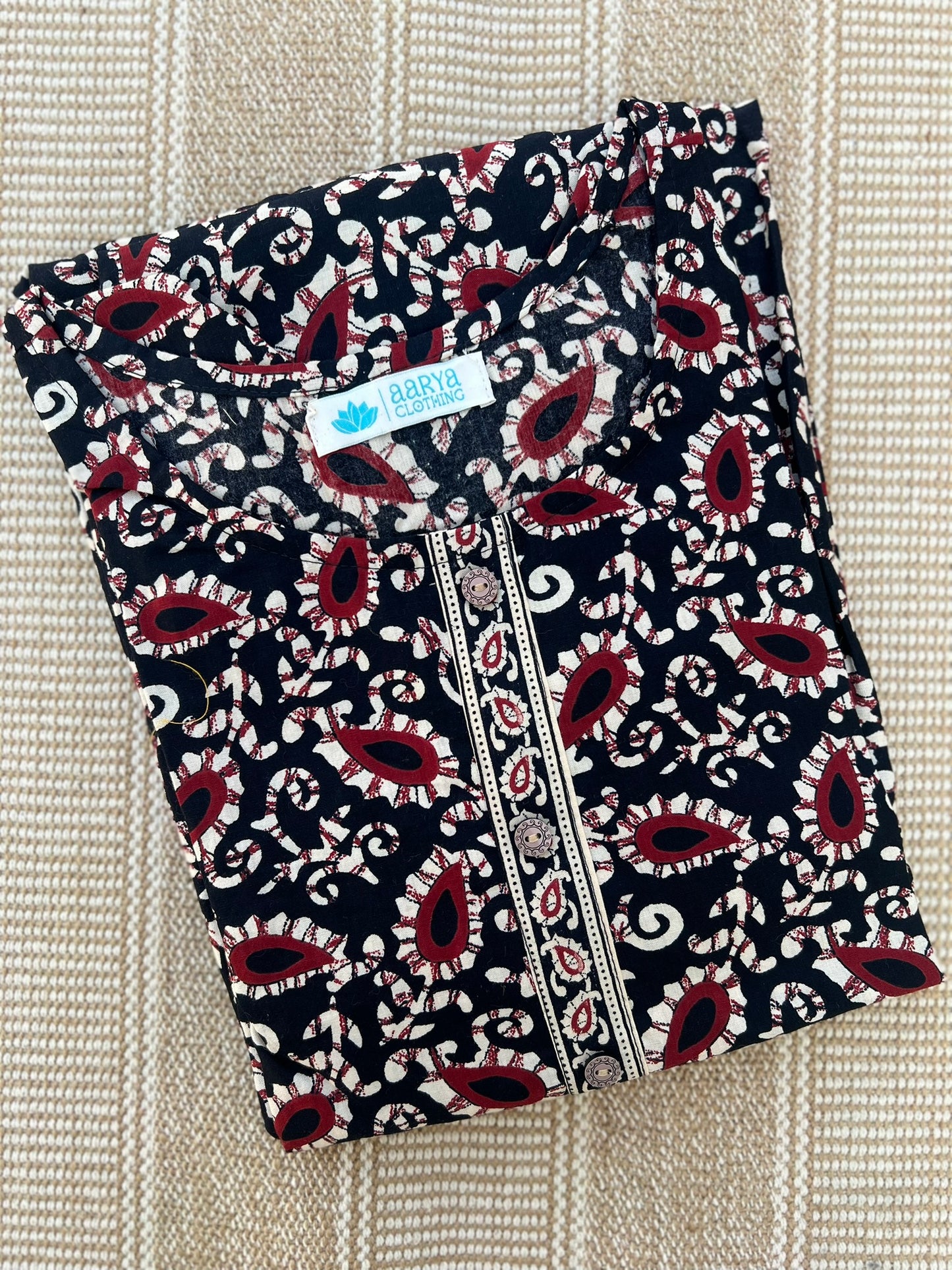 Black Ruby Comfort Maxi