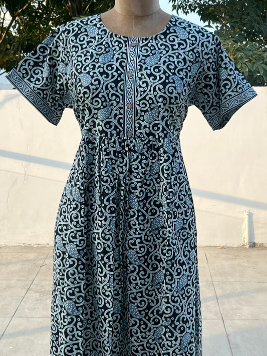 Black Paisley Comfort Maxi