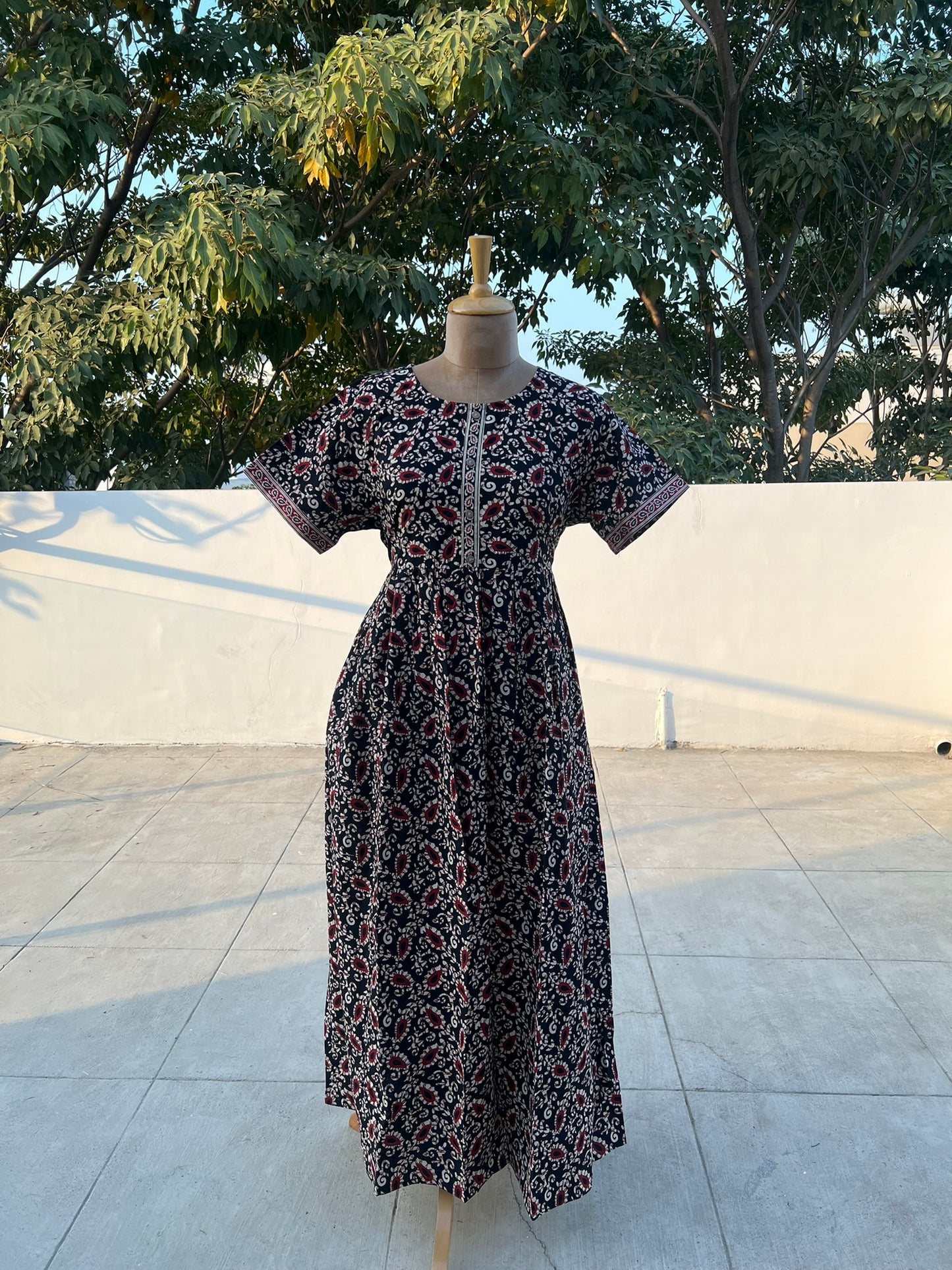 Black Ruby Comfort Maxi