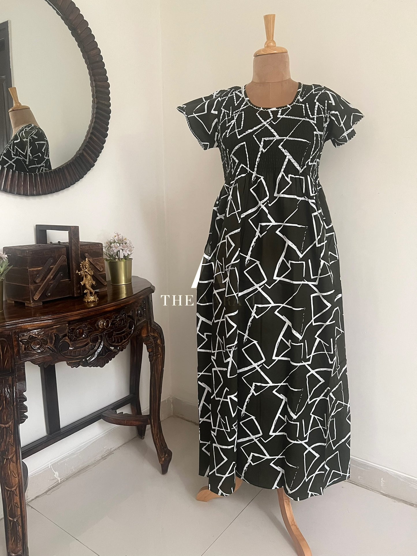 Smocked Cotton Nighty – SN02