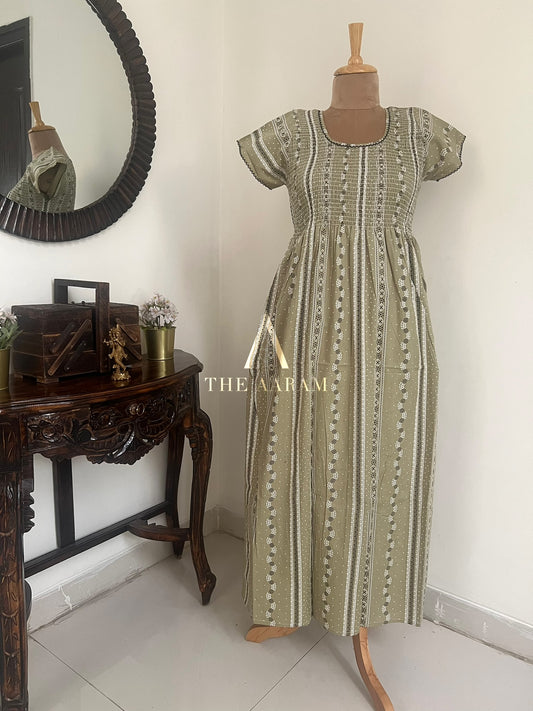 Smocked Cotton Nighty – SN20