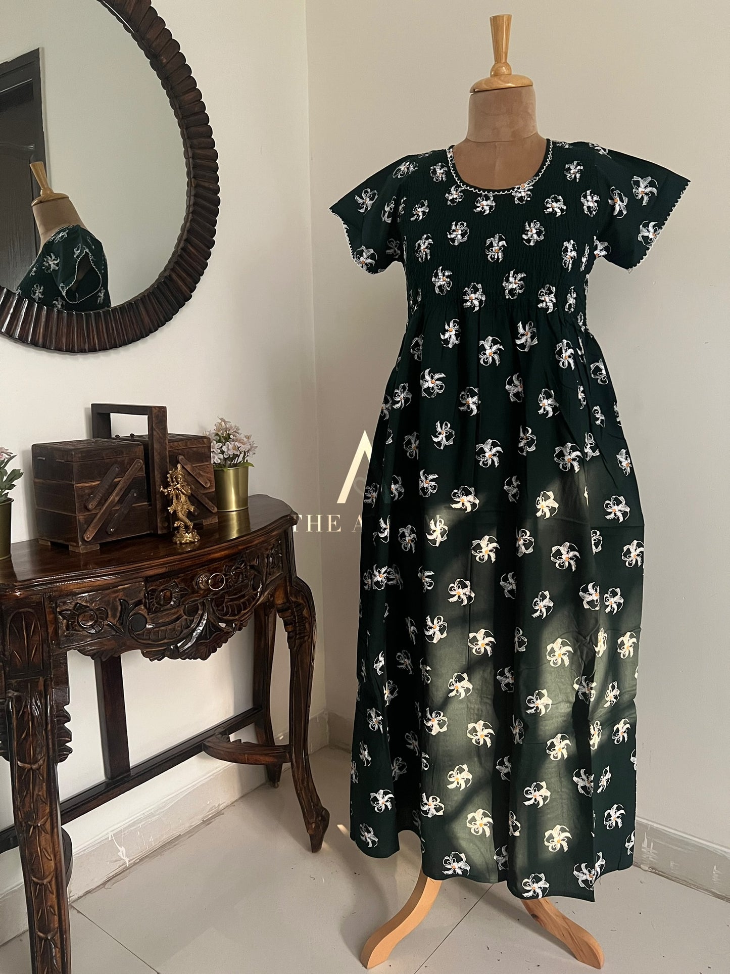 Smocked Cotton Nighty – SN61