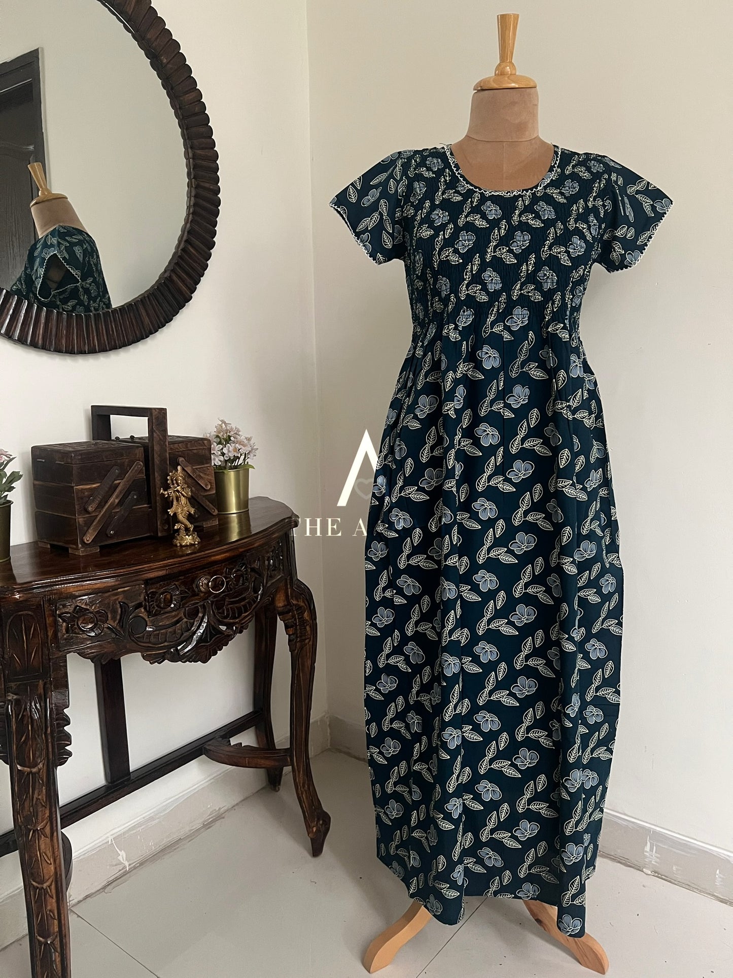 Smocked Cotton Nighty – SN66