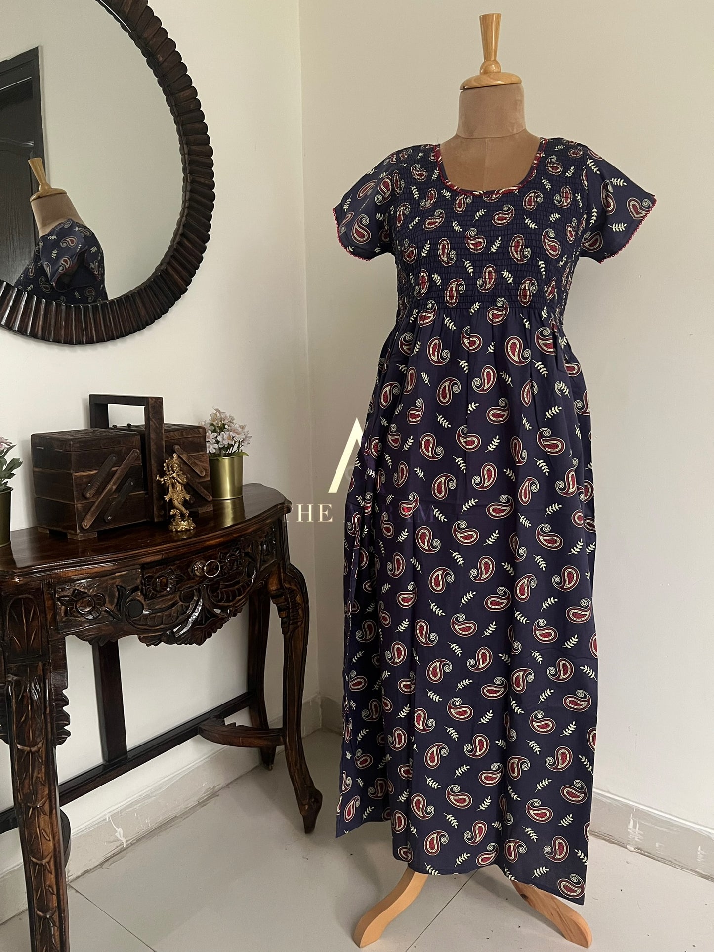 Smocked Cotton Nighty – SN70