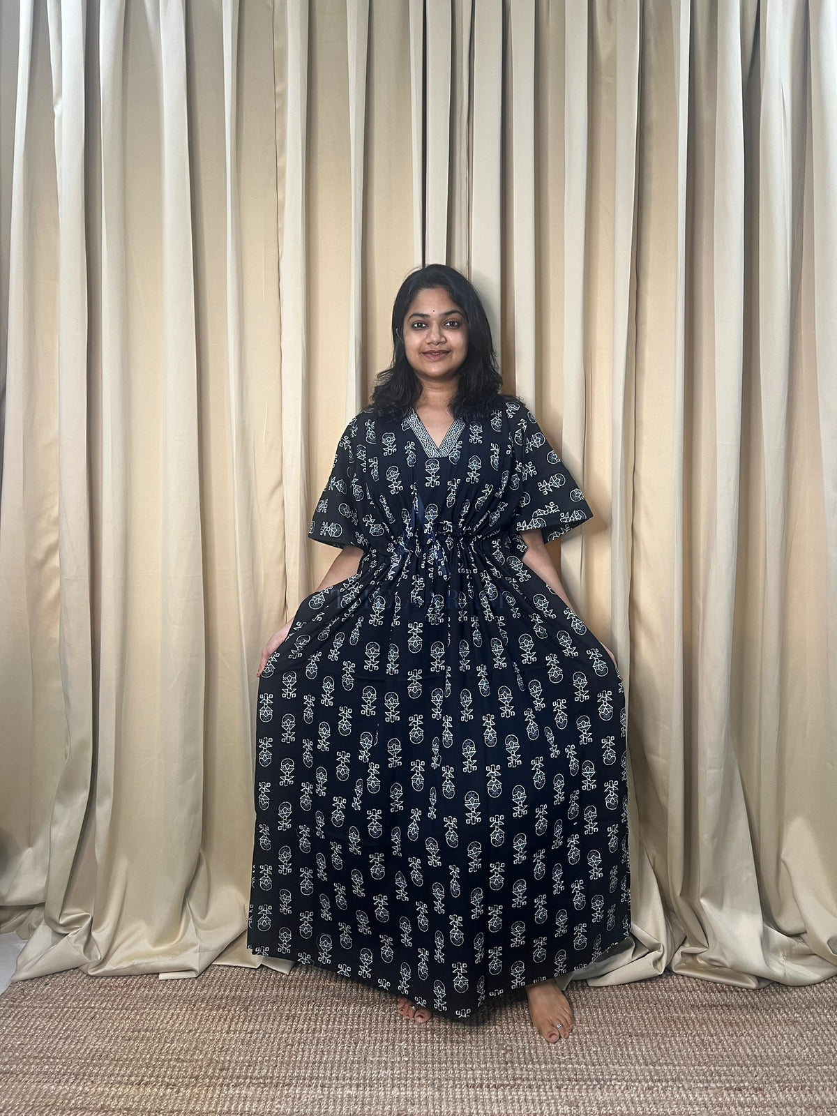 Kaali Rekha Kaftan — Regular