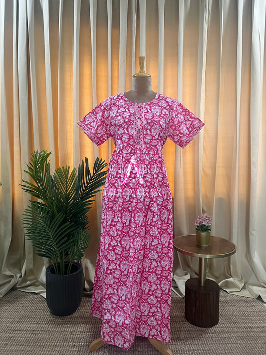 Rose Flora Feeding Comfort Maxi