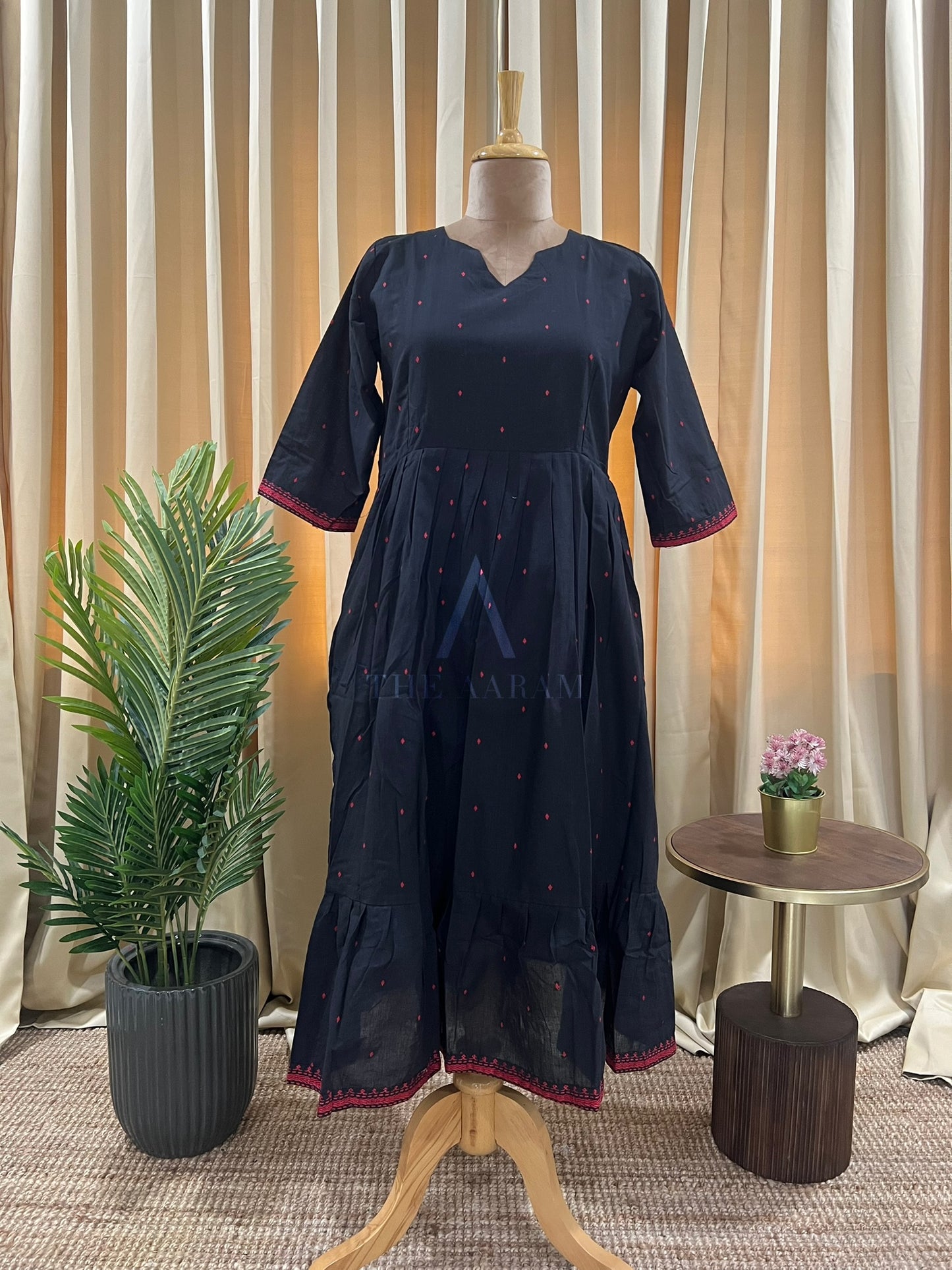 Adaa Jamdhani Frock